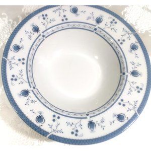 '3 'CAMBRIDGE' SOUP BOWLS